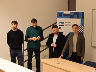 2025-12-05 19-08-07.jpeg